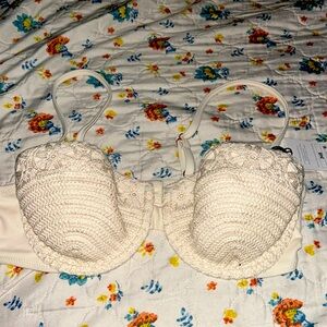 New bikini top, off white knit, size 34B